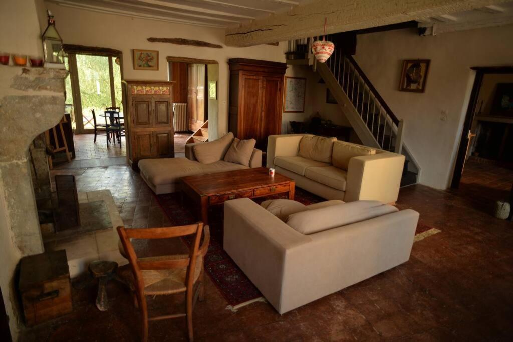 Belle Maison En Bourgogne - Auxois - Morvan Flee  ภายนอก รูปภาพ