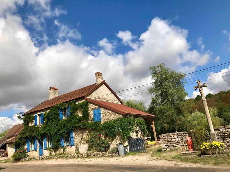 Belle Maison En Bourgogne - Auxois - Morvan Flee  ภายนอก รูปภาพ